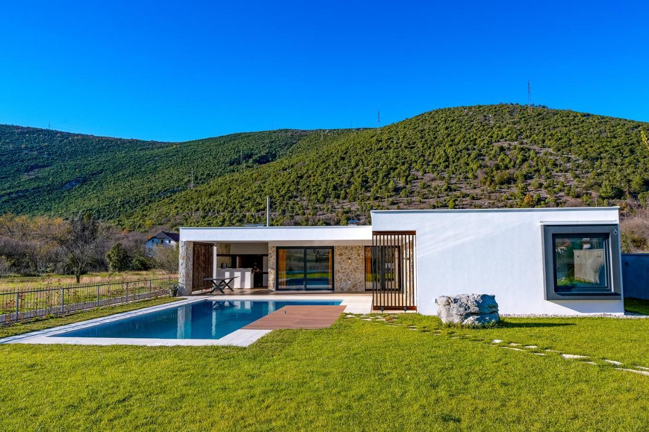 Nera - Etwa Villa *